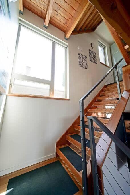 Holiday home #stayinmydistrict Buckman Open Loft-style Townhome